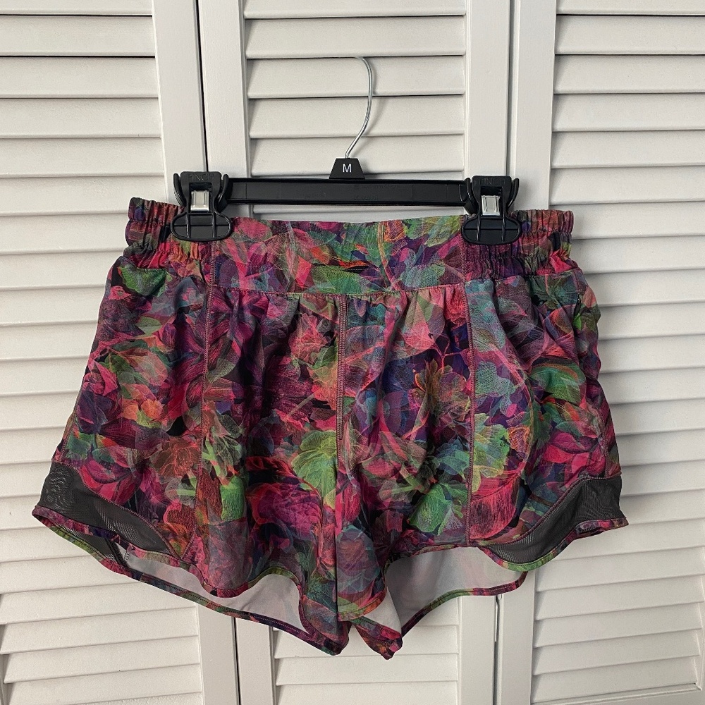 Lululemon Hotty Hot Short LR 4" size 8 multicolor pink/purple/blue/green